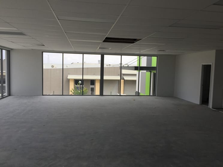 Click to view all images Unit 1 & 2/11 Profit Pass Wangara WA 6065 - Image 3