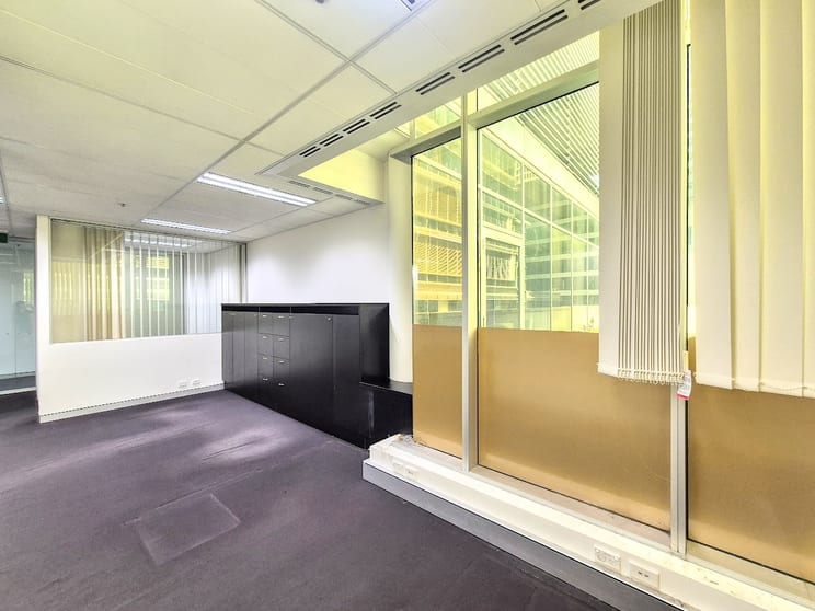 Click to view all images Shop 62/650 George Street Sydney NSW 2000 - Image 3