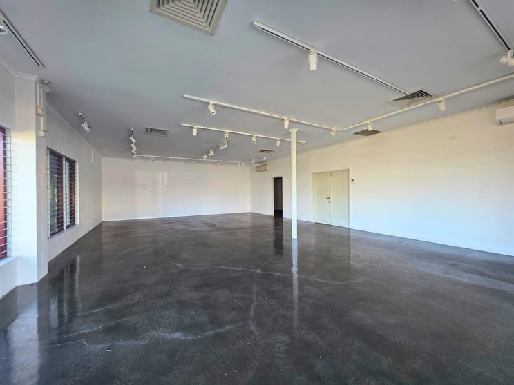 Click to view all images 1/29 Hannam Street Bungalow QLD 4870 - Image 3