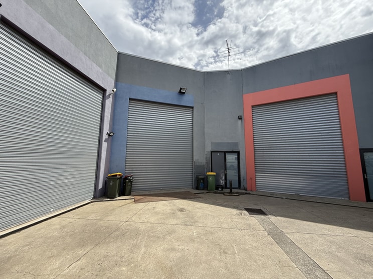 Click to view all images 6/17 Lakeside Avenue Reservoir VIC 3073 - Image 1