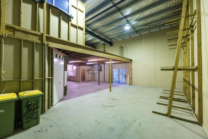 Click to view all images 4/50 Township Drive Burleigh Heads QLD 4220 - Image 3