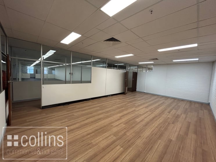 Click to view all images 58 Whiteside Road Clayton South VIC 3169 - Image 3