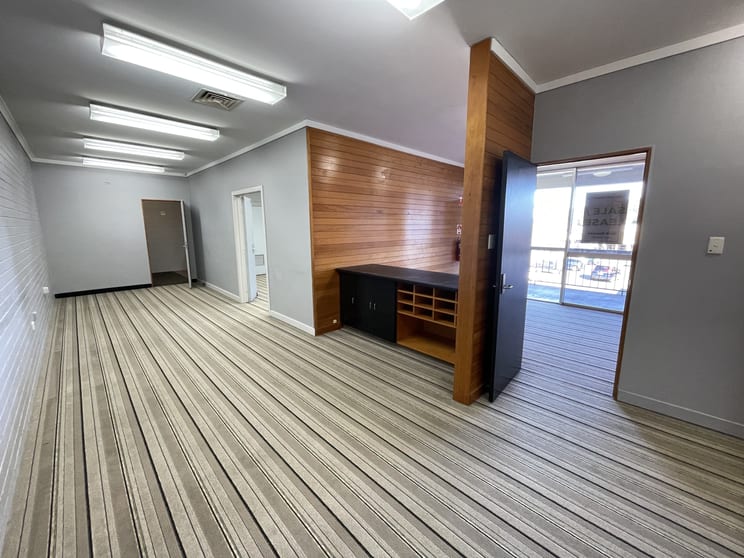 Click to view all images 18/67-69 George Street Beenleigh QLD 4207 - Image 2