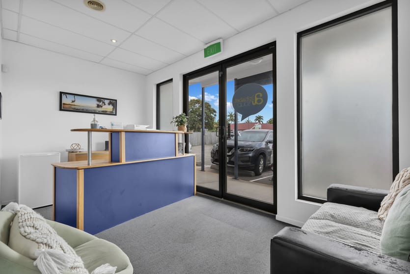 Click to view all images 2/1 Indiana Place Kuluin QLD 4558 - Image 3