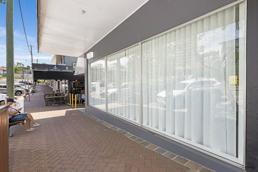 Click to view all images Shop 2/19-21 Park Avenue Burleigh Heads QLD 4220 - Image 3