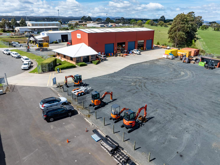 Workshop, offices, land/13-15 Pembury Place Rocherlea TAS 7248 - Image 3