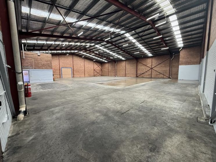 Click to view all images Unit 4/4-16 Alfred Road Chipping Norton NSW 2170 - Image 3