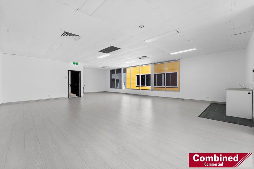 2/77 Anderson Road Smeaton Grange NSW 2567 - Image 2
