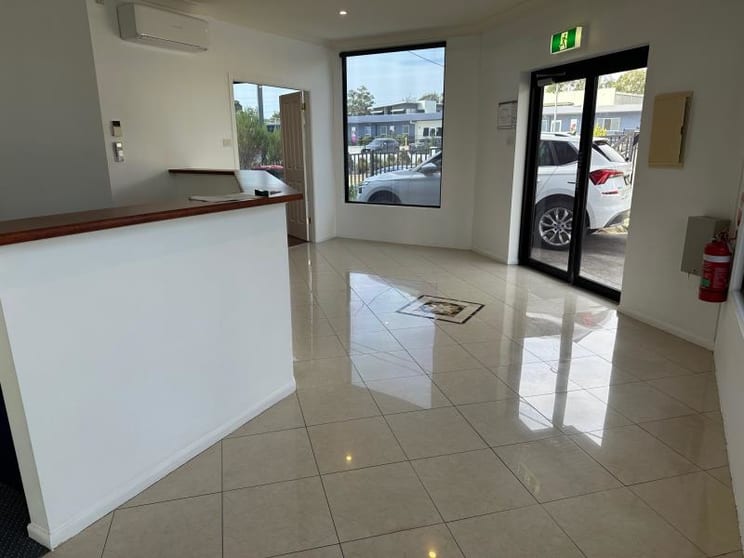 Click to view all images Unit 1/10 Huntingdale Drive Thornton NSW 2322 - Image 3