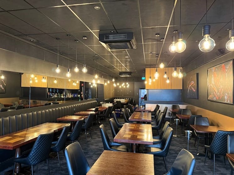 Click to view all images 16-18 North Concourse Beaumaris VIC 3193 - Image 3