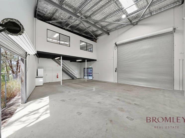 2/9-19 Allgas Street Slacks Creek QLD 4127 - Image 3