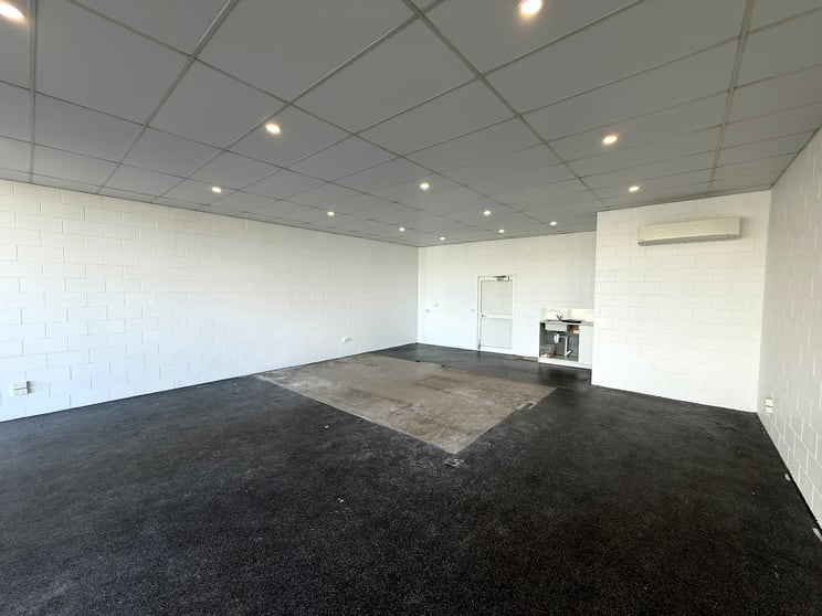 Click to view all images Shop 2/23 Alexandra Road Ulverstone TAS 7315 - Image 3