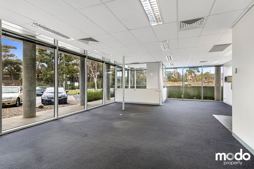 Click to view all images 1/1 Ricketts Road Mount Waverley VIC 3149 - Image 2
