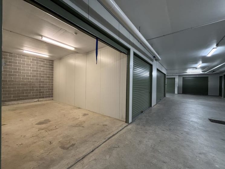 Click to view all images Brookvale NSW 2100 - Image 2
