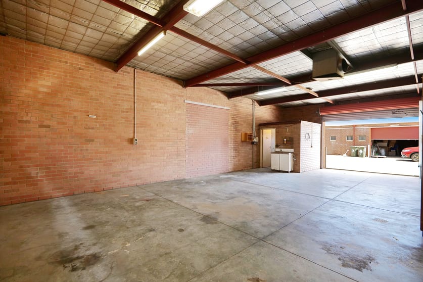 Click to view all images 8/9 Milford Street East Victoria Park WA 6101 - Image 3