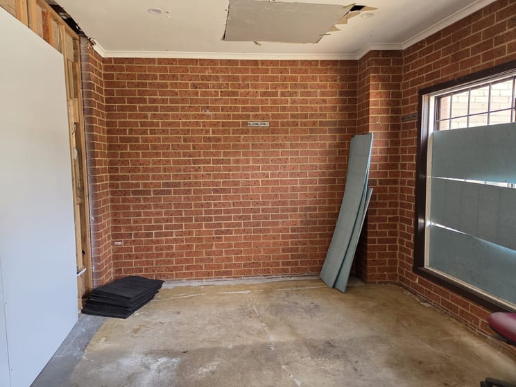 2/5 Longview Court Thomastown VIC 3074 - Image 3
