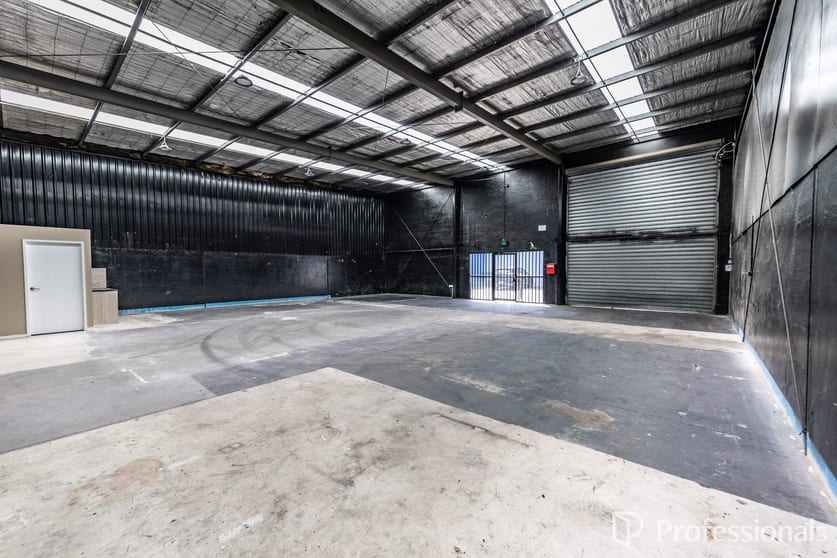 3/4 Norton Drive Melton VIC 3337 - Image 2
