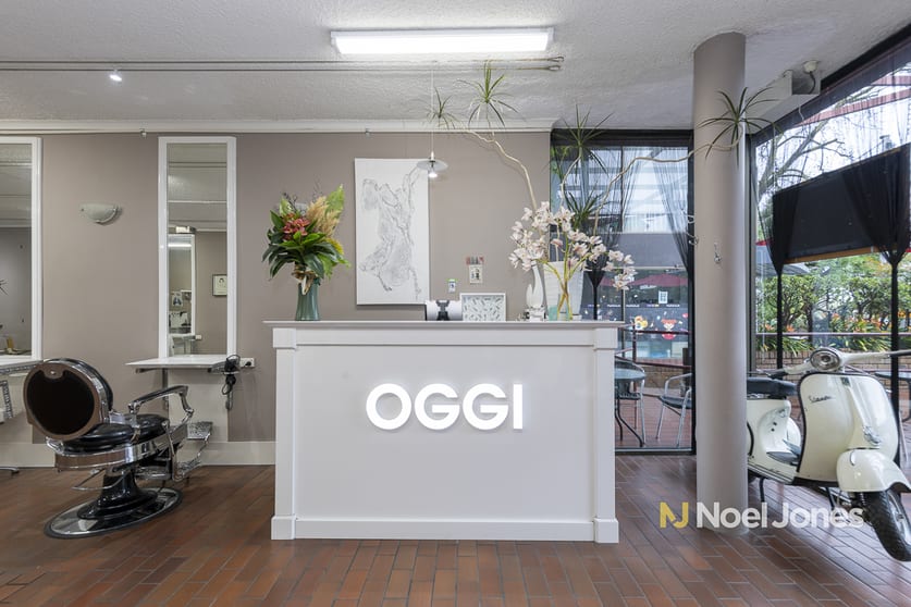 Click to view all images 3/399 Belmore Road Balwyn North VIC 3104 - Image 3