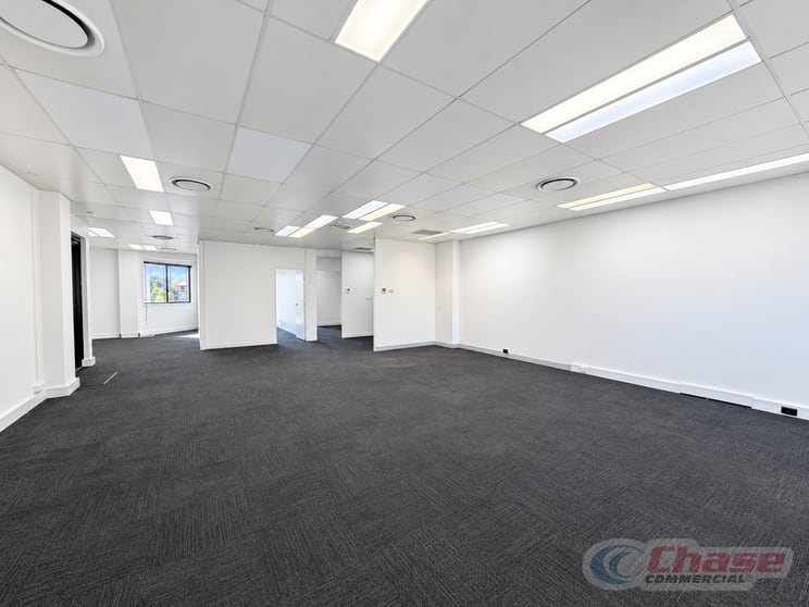481 Logan Road Greenslopes QLD 4120 - Image 2