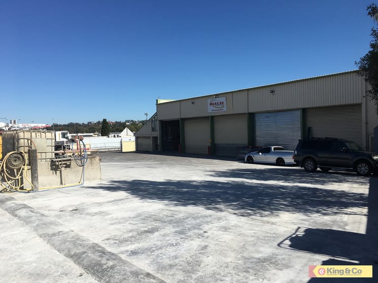Click to view all images 113 D Oakwal Lane Albion QLD 4010 - Image 3
