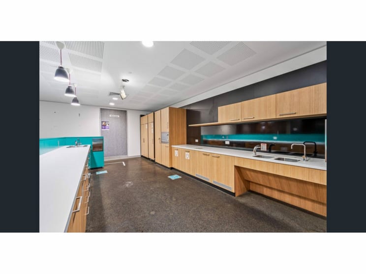 Click to view all images 2G/57 Sanders Street Upper Mount Gravatt QLD 4122 - Image 3