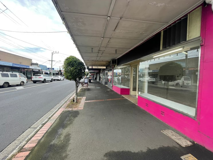 Click to view all images 791 Centre Road Bentleigh East VIC 3165 - Image 3