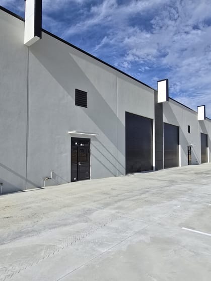 3/7 Global Road Neerabup WA 6031 - Image 2