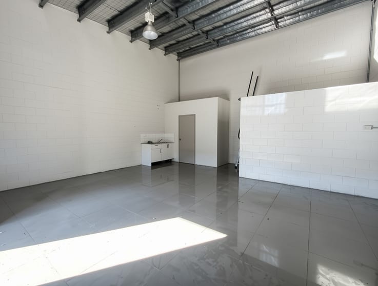 Click to view all images 21/9 Aristos Place Winnellie NT 0820 - Image 2