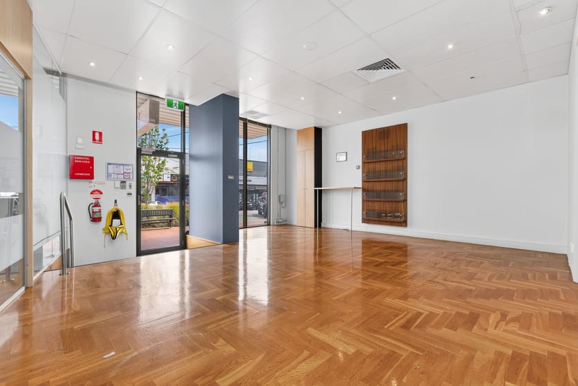 35 Langhorne Street Dandenong VIC 3175 - Image 2