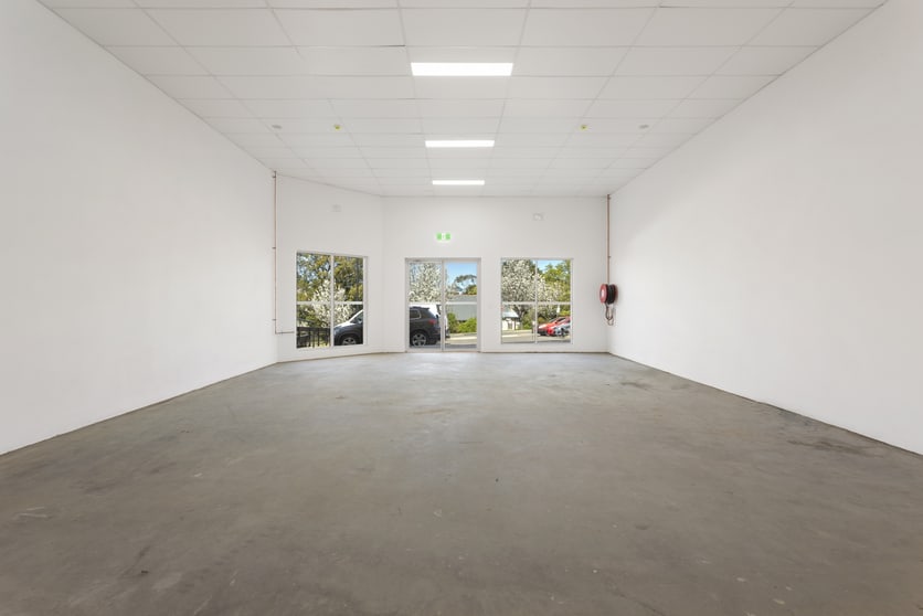 Click to view all images Shop 3/3-7 Honour Avenue Lawson NSW 2783 - Image 2