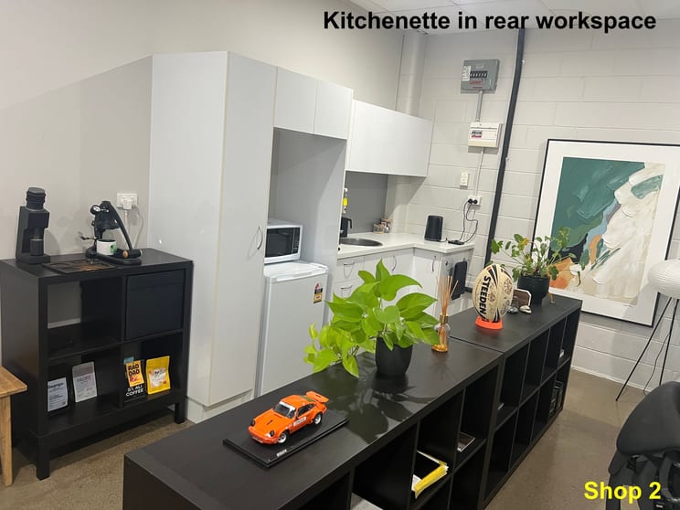 Click to view all images Mount Gravatt East QLD 4122 - Image 3