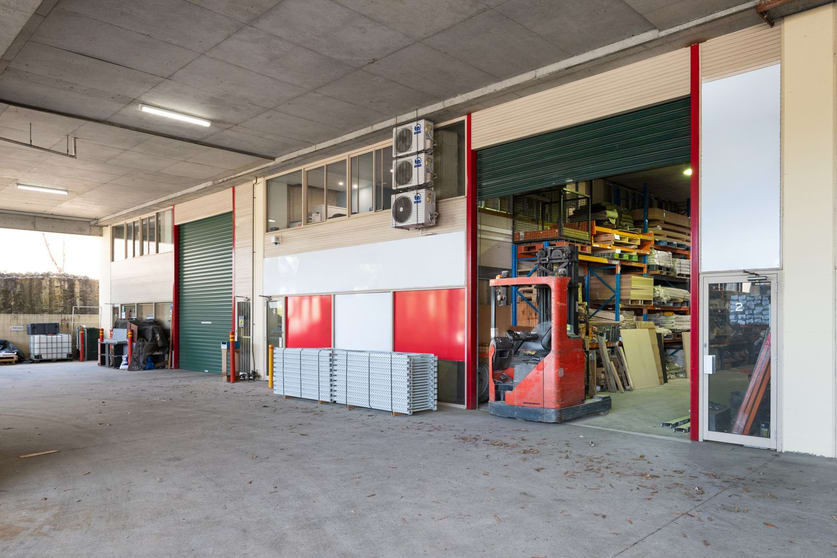 Click to view all images Unit 2 37 Leighton Place Hornsby NSW 2077 - Image 1