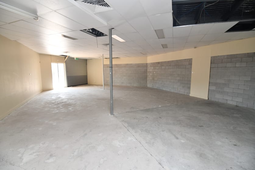 Click to view all images Shop 4/1-3 Riverside Boulevard Douglas QLD 4814 - Image 3
