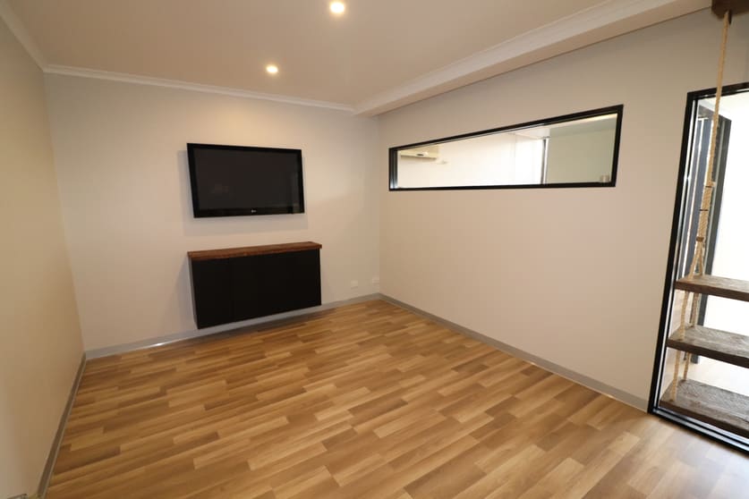 1/10-12 Peninsula Boulevard Seaford VIC 3198 - Image 3