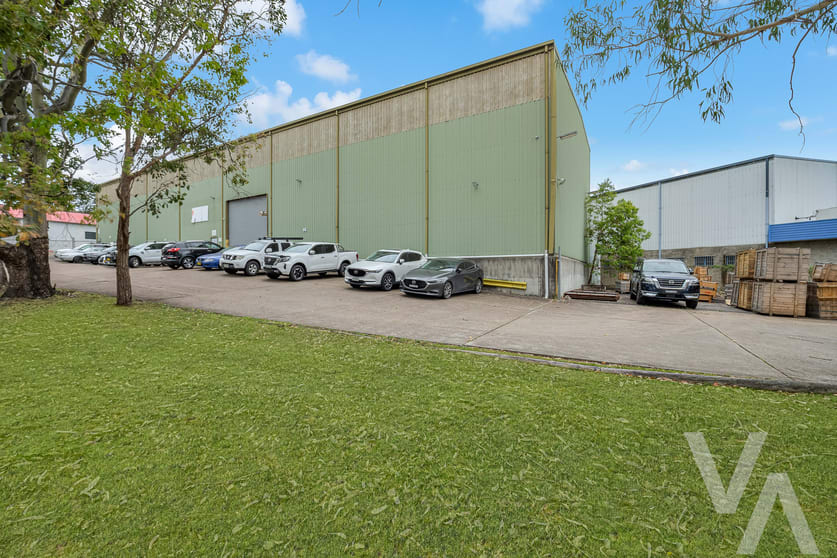 Click to view all images 2/11 Nelson Road Cardiff NSW 2285 - Image 1
