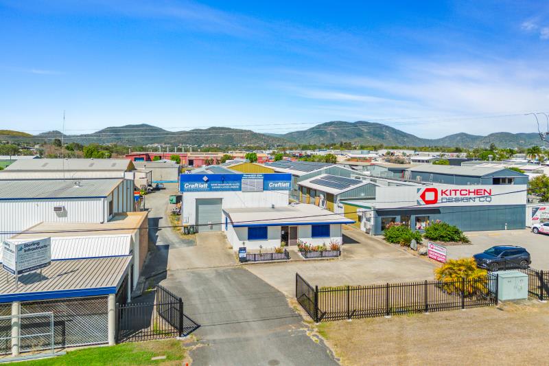 Click to view all images Shed A/228 Alexandra Street Kawana QLD 4701 - Image 1