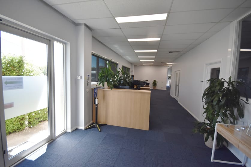 Click to view all images 1/1 Greygown Street Wodonga VIC 3690 - Image 3