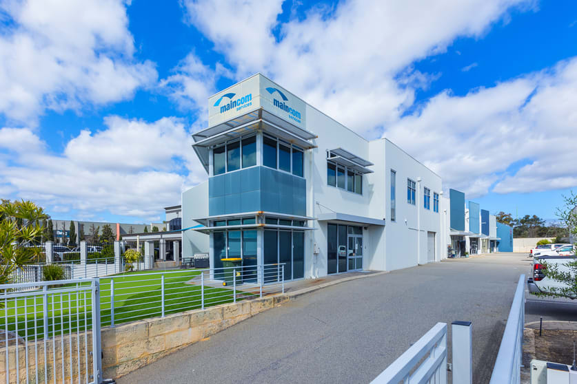 Click to view all images 1/25 Harris Road Malaga WA 6090 - Image 2