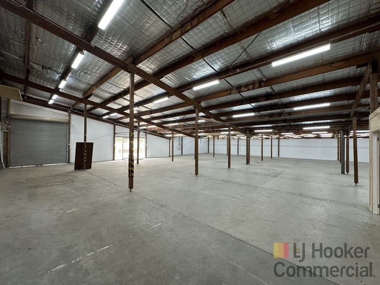 Click to view all images Unit 3/2 Burns Road Ourimbah NSW 2258 - Image 2