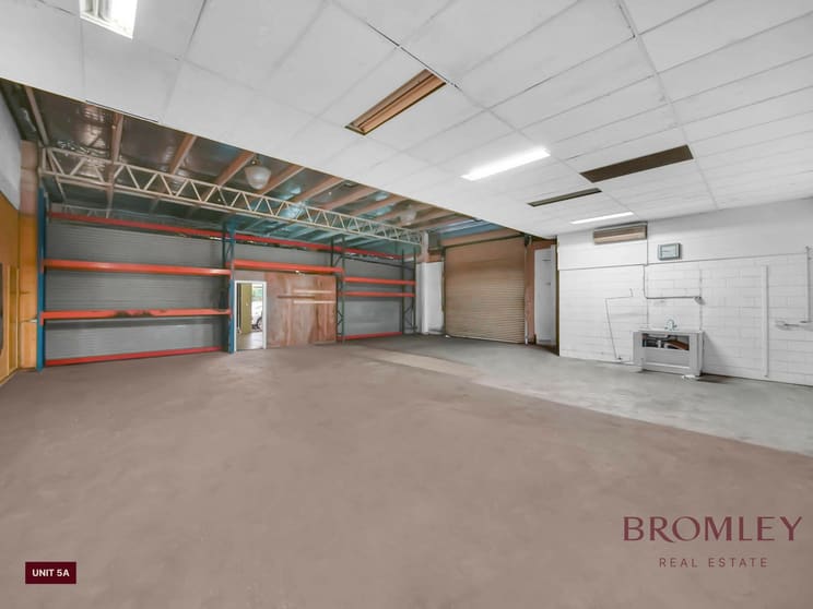 Click to view all images 5-7 Watland Street Springwood QLD 4127 - Image 2