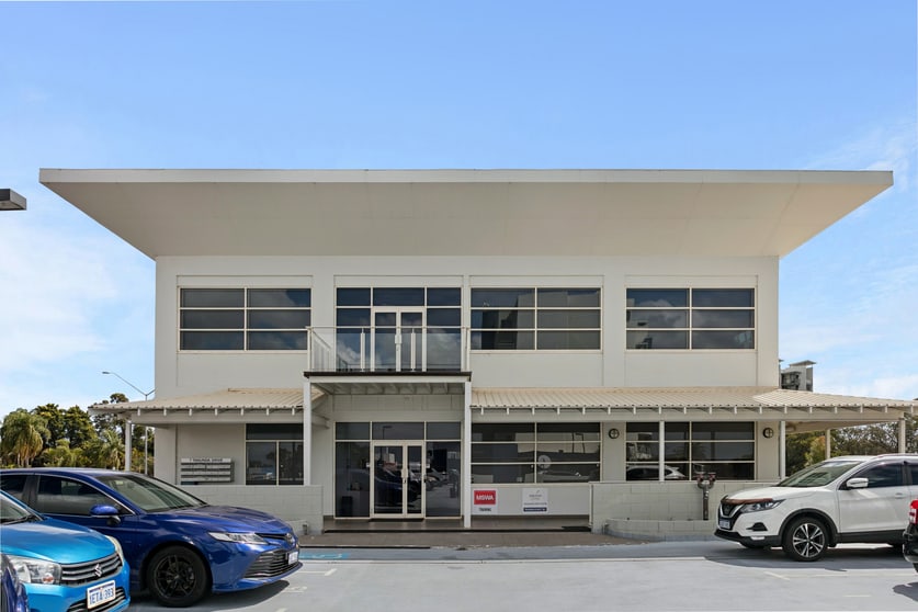 Click to view all images Block E/1-9 Tanunda Drive Belmont WA 6104 - Image 3
