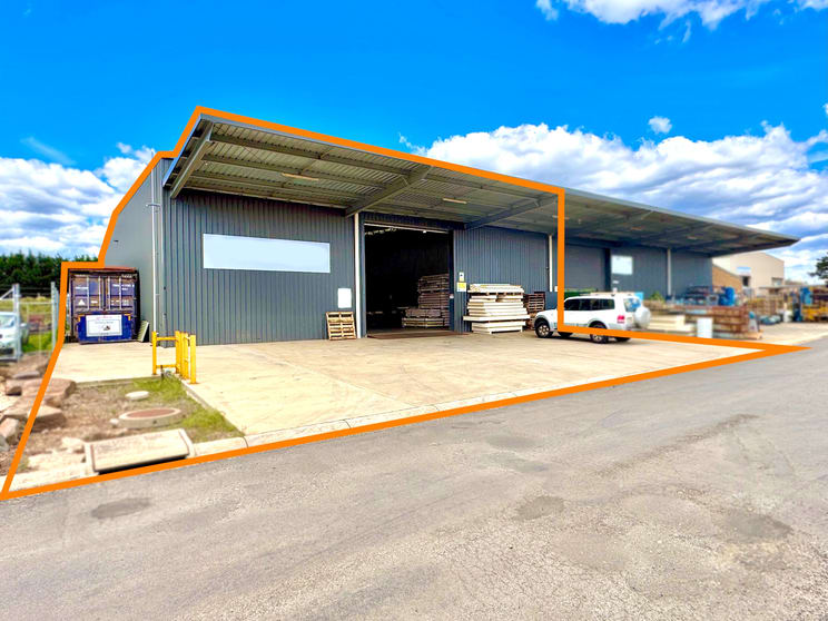 Factory 52 b/37-39 East Street Daylesford VIC 3460 - Image 2