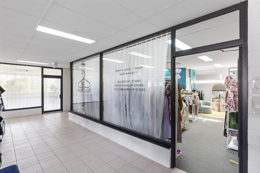 Click to view all images 30-32 McAdam Square Croydon VIC 3136 - Image 2