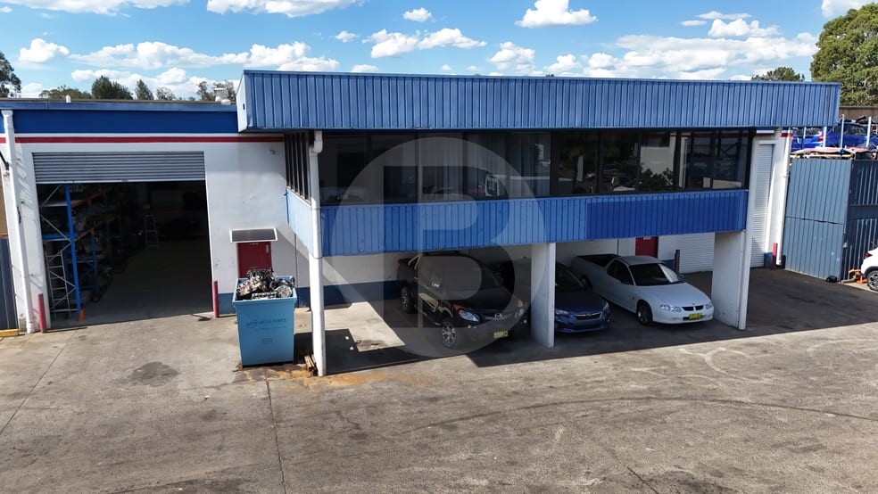 4/21a CHIFLEY STREET Smithfield NSW 2164 - Image 1