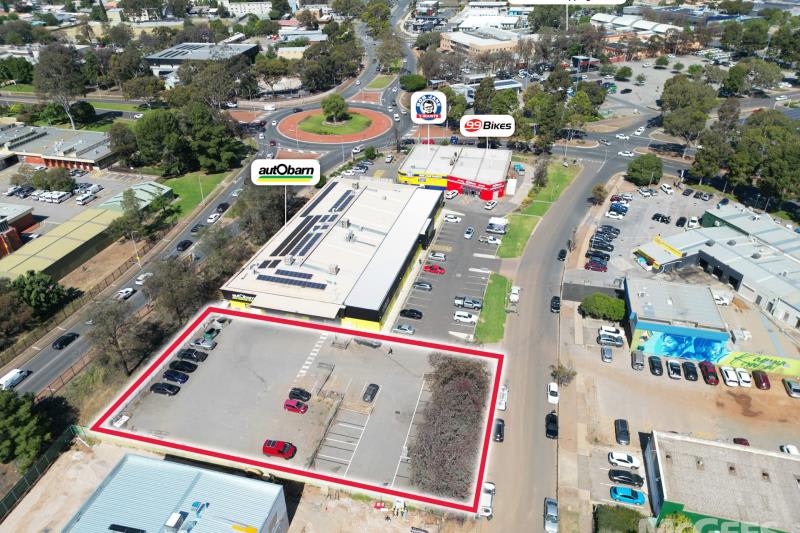 Click to view all images 5 Gillingham Road Elizabeth SA 5112 - Image 2