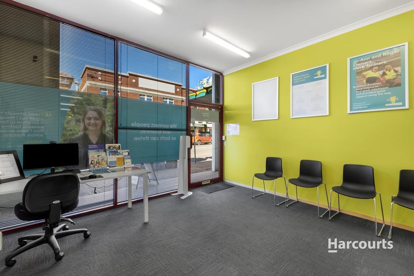 Click to view all images 3/23 Cattley Street Burnie TAS 7320 - Image 3