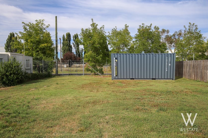 Click to view all images 41 Carlingford Street Bathurst NSW 2795 - Image 1
