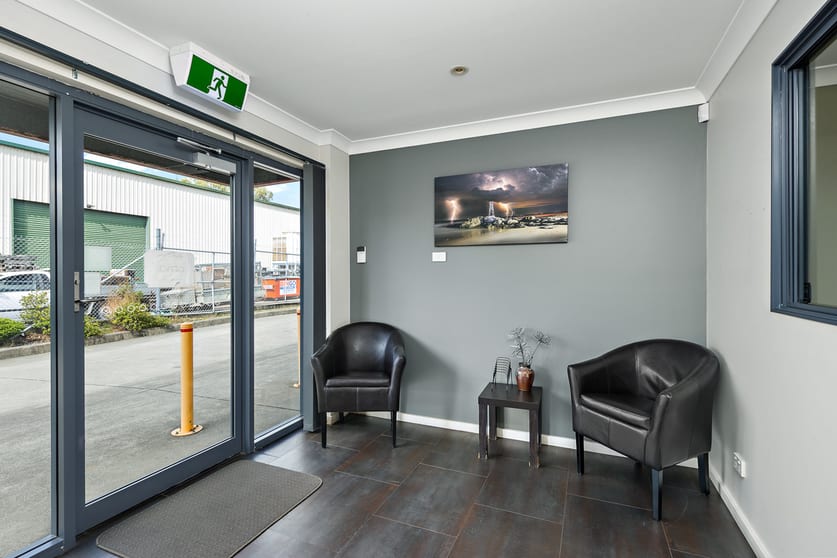 Click to view all images 31 Metro Court Gateshead NSW 2290 - Image 2