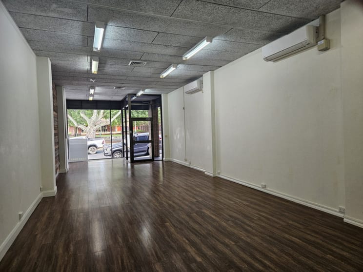 Click to view all images 113A Kendal Street Cowra NSW 2794 - Image 3