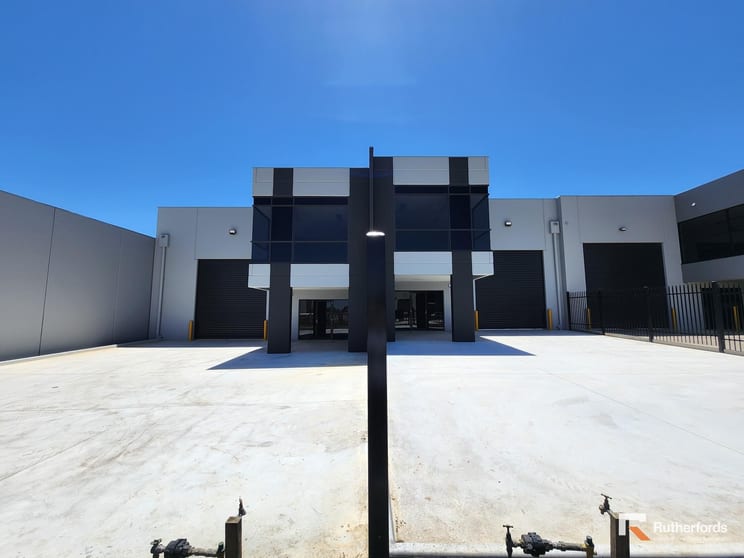 Click to view all images 3 Cobra Street Melton VIC 3337 - Image 1